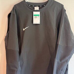 Nike XL Pullover